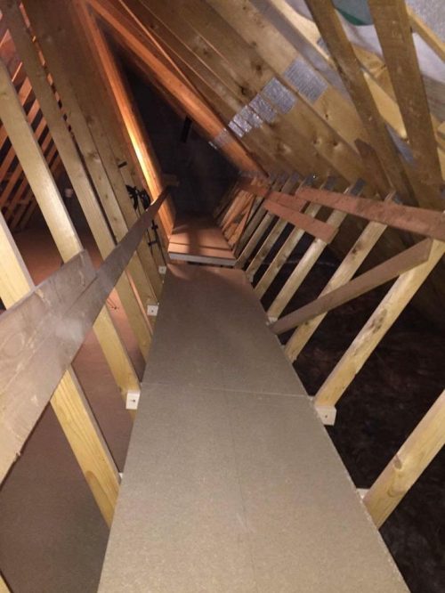Loft shelving structure
